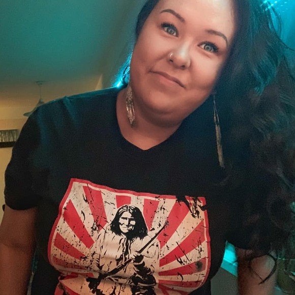 Meet your Posher, Sarah - Picture 1 of 1